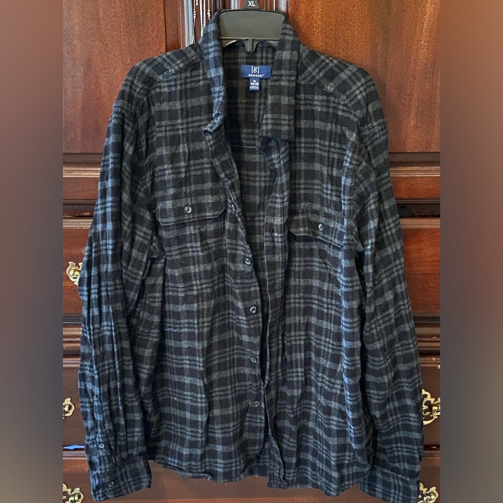 George Men's Dark Gray Plaid Button Down Shirt